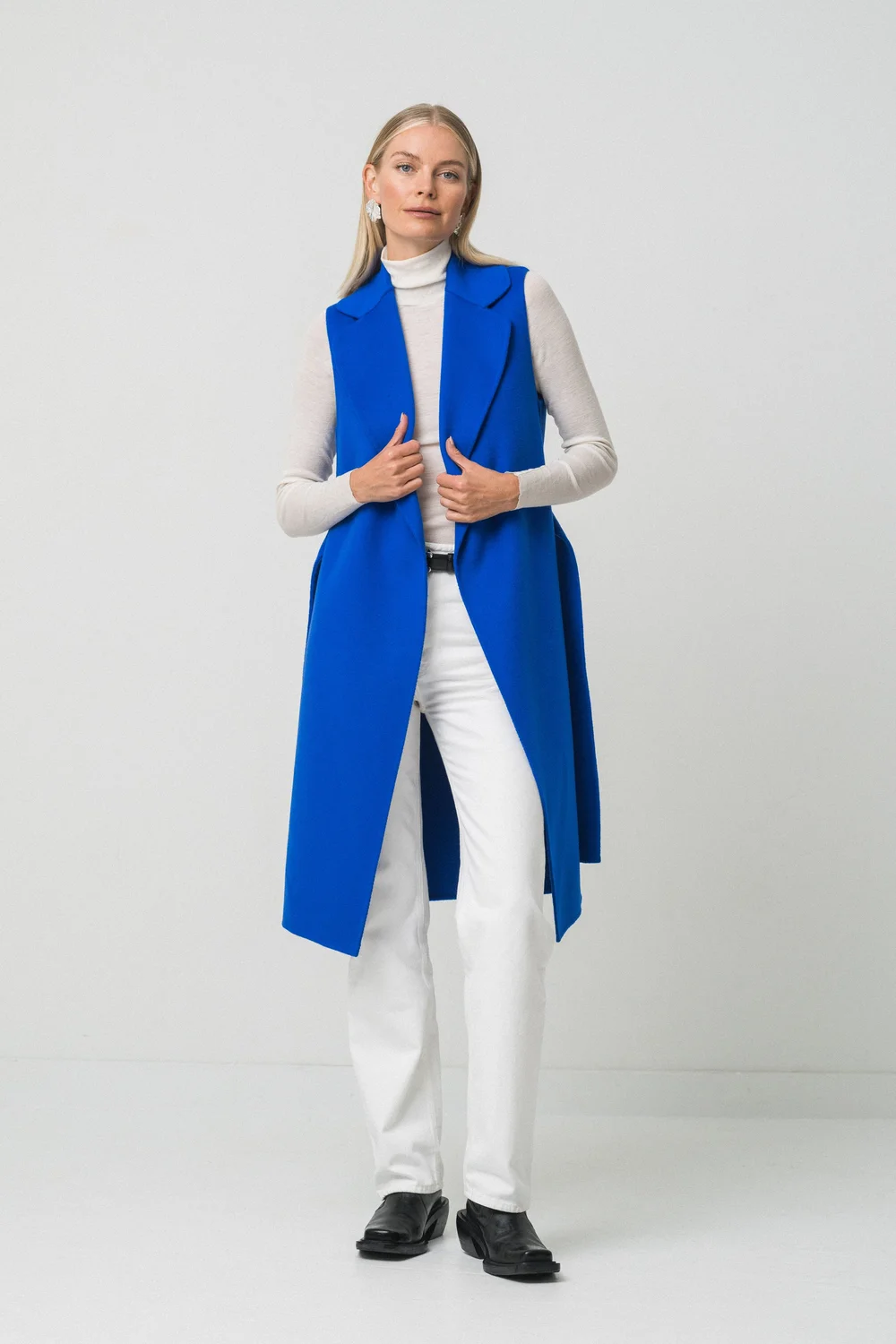 ルシェルブルー Oversized Tailored Vest ルシェルブルー Oversized Tailored Vest LE CIEL BLEU Oversized